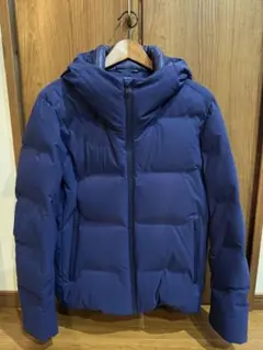 ユニクロ　UNIQLO シームレス　ダウン