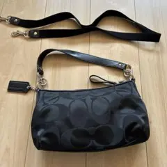 COACH シグネチャー ショルダーバッグ ブラックのサムネイル