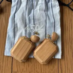 45R ウッドピアス (白檀)アクセサリー - メルカリ