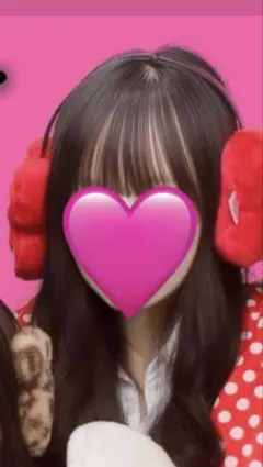 〖超激レア〗ディズニー 赤い蝶の耳あてのサムネイル