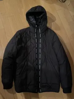 QUIKSILVER フード付きジャケット Mサイズ ブラック