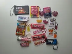 ミニチュアお菓子セット キーホルダー付き