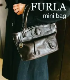 【値下げ】FURLA フルラ　本革　いいサイズ ハンドバッグ ダークブラウン