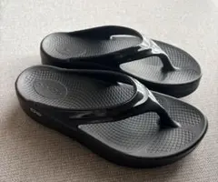 ウーフォス　OOFOS ウーメガ Oomegaのサムネイル