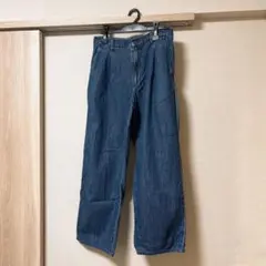 値下げしました！UNIQLO ドレープデニムタックパンツ