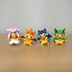 ポケモンセンター ポンチョを着たピカチュウ リザードン レックウザ フィギュア