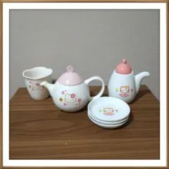 ハローキティ 小僧寿し ノベルティ ティーポット＆湯呑み 醤油差し＆小皿3枚