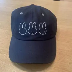 新品未使用　ミッフィー 刺繍 ベースボールキャップ ブラックのサムネイル
