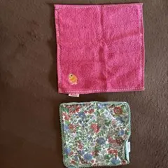 Sassy 魚刺繍 ピンクハンカチ 約25cmのサムネイル