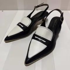 美品未使用級✴︎UNITED ARROWS ハイヒールパンプスバックストラップのサムネイル