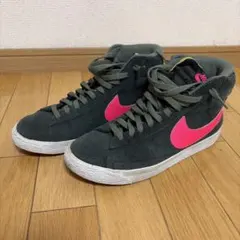NIKE BLAZER MID スエード スニーカーのサムネイル