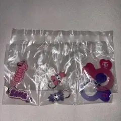 TWICE LOVELYSのアクリルカラビナフロッキーマスコット
