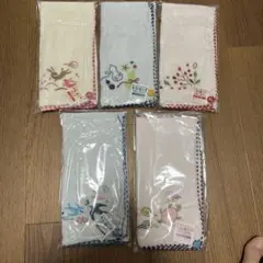 新品未使用　おまけ付き　幸せを運ぶハンカチ5枚セット