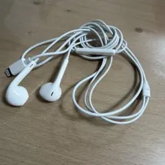 Apple Lightning接続 有線イヤホン ホワイト