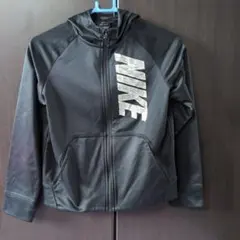 Nike ブラック フルジップ パーカー