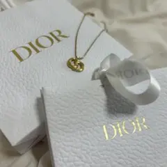 Dior ゴールドロゴネックレス