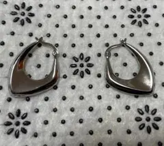 Item thumbnail for item a2f6658b-aeb9-4739-9f99-e1a2692a4344