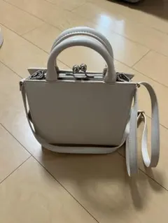 AZUL by MOUSSY ホワイト 2WAYバッグのサムネイル