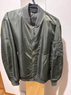 オリーブグリーン フライトジャケット