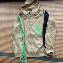 adidas ナイロンジャケット フード付き ベージュ