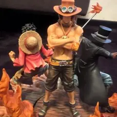 ワンピース　一番くじ　フィギュア　クロコダイル バギー ジュラキュール・ミホーク ワンピース 一番くじ フィギュア クロコダイル バギー ジュラキュール