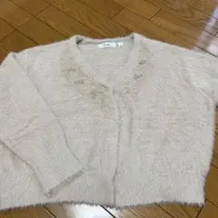 ビーズ刺繍ニット