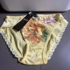 Item thumbnail for item 0d938cde-6aa1-4719-a4ec-20d05eb0f8e4