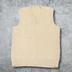 Item thumbnail for item cbc0db6f-cf45-4b2b-8d69-b056e587e7be