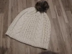 GAP ボンボン付き ニット帽