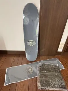 Item thumbnail for item a93eb932-b3b2-45e0-98e8-d2be44ca5047