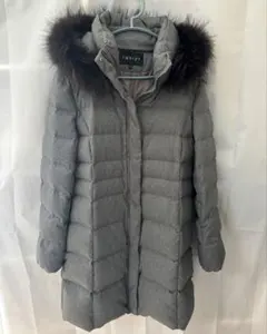 【送料込み、美品】インディヴィ ダウンコート、フード、ファー取り外し可能