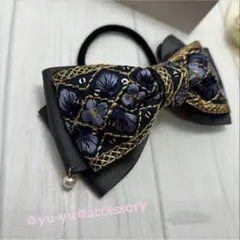 Item thumbnail for item 90650f6d-44b3-4a40-80f9-042761273b39