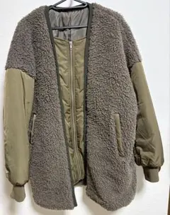 フリースジャケット・ボアジャケット グレー