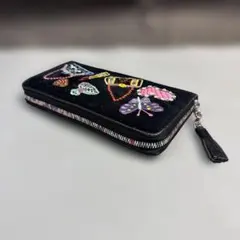 Think Bee! ブラックポンド ラウンド財布のサムネイル
