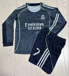 2025年最新】ロナウド ユニフォーム レアルの人気アイテム - メルカリ