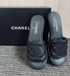 CHANEL コルクフラットサンダル 23cm ココ マトラッセブラック608