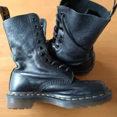 Dr. Martens 8ホールブーツのサムネイル