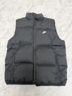 Nike ブラック ダウンベスト