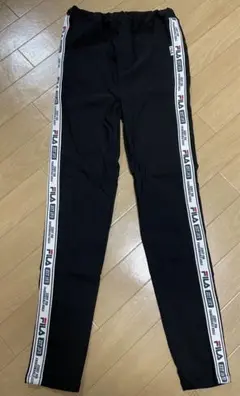ZIDDY FILA ストレッチパンツ