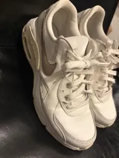 ナイキ　エアマックス　スニーカー　24.5㎝　白　ピンク