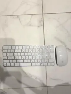 2026年最新】magic trackpad ブルーの人気アイテム - メルカリ
