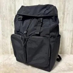 ⭐️美品⭐️ユニクロ　マルチポケットバックパック