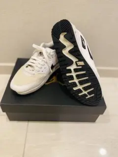 Nike Air ホワイト シューズ