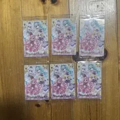 プリキュア ウエハース10 わんだふるぷりきゅあ 集合