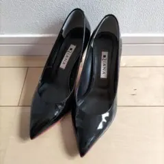 DIANA 黒 パンプス　エナメル　ハイヒール 21.5cm