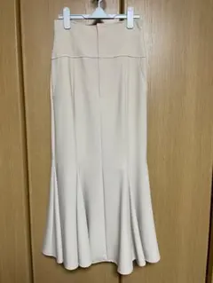✴︎✳︎ MERCURYDUO 新品タグ付きベージュ スカート✳︎✴︎