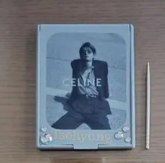 BTS taehyung テテ コンパクトミラー　7cm ７点 2025年最新】btsコンパクトミラーの人気アイテム - メルカリ