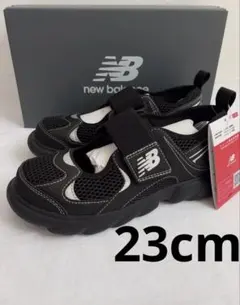 ニューバランス　230 Hook and Loop サンダル　ブラック　23cmのサムネイル