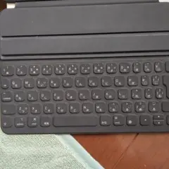 iPad Smart Keyboard Folio 日本語キーボード