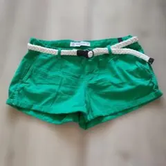 Abercrombie & Fitch グリーンショートパンツ 27インチ